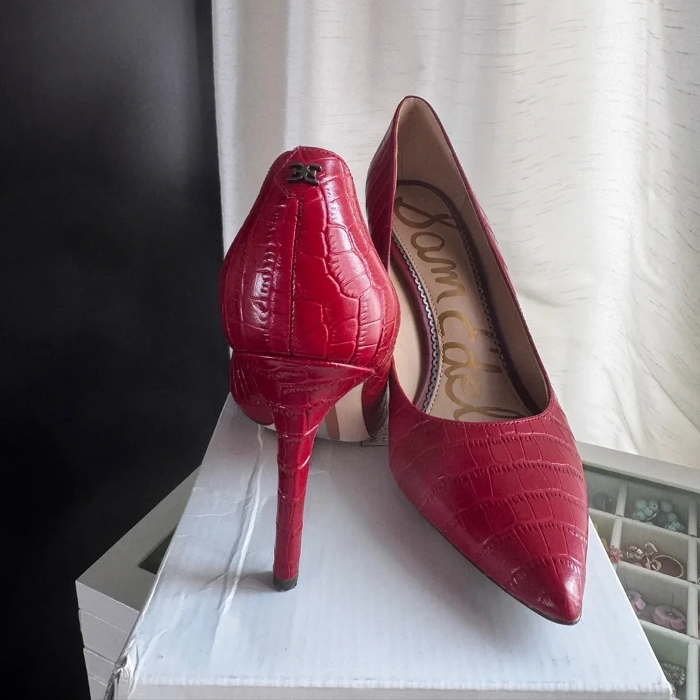 Sam Edelman Red Croc-Embossed Pointed Toe Stiletto Pumps - Picture 2 of 5